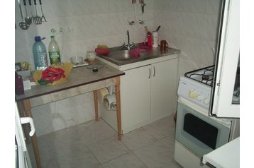 Ukrajina Privát Rybačje, Eksterijer